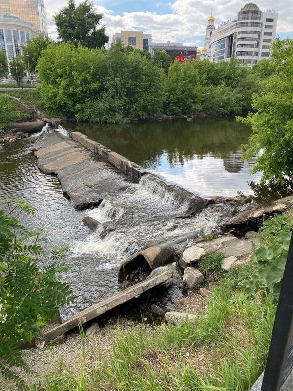 Morning sightseeing and dining tour documented in Yekaterinburg, Russia