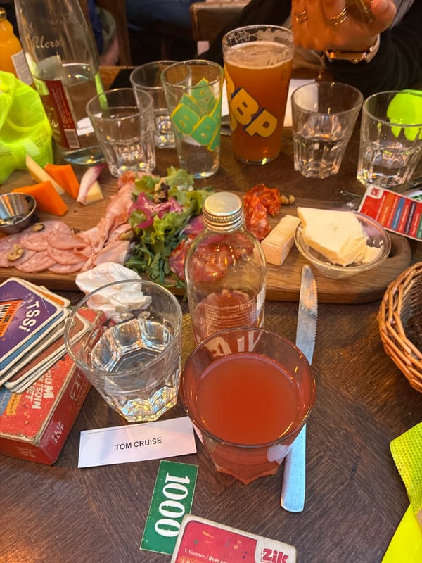 Restaurant dinner in Lille with burgers and drinks