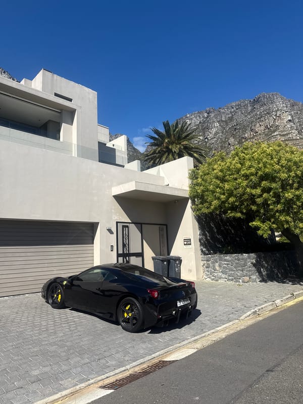 Modern Cape Town homes photographed with Table Mountain backdrop