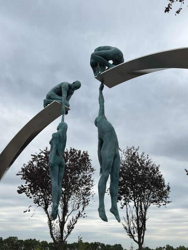 Art and architecture along Krasnodar's public spaces
