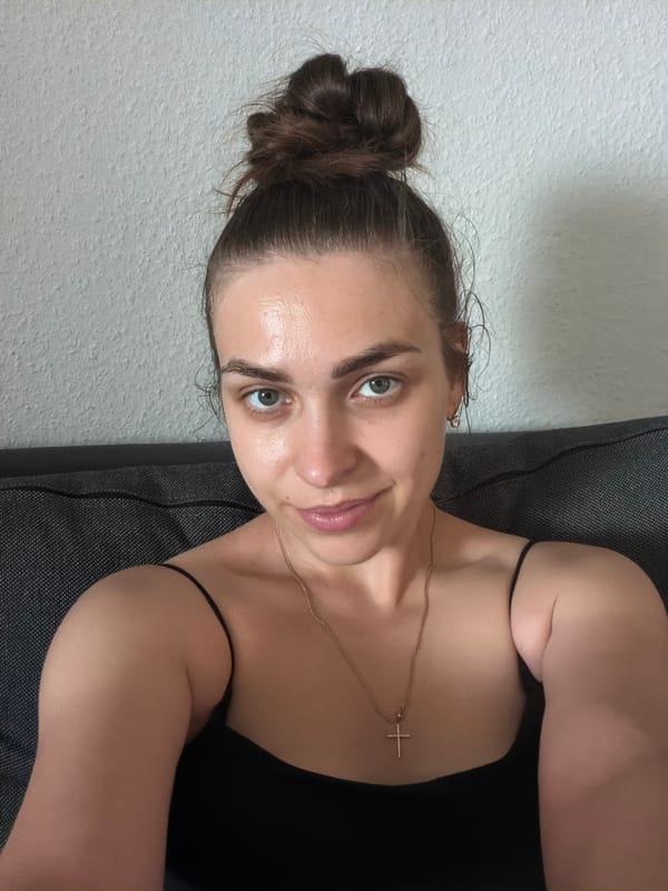 Lazy summer day at home: pool, LEGO, and couch selfies
