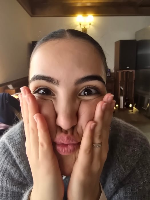 Early morning date documented through photos in Daegu