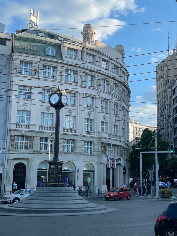 Belgrade street life documented near historic Cooperative building