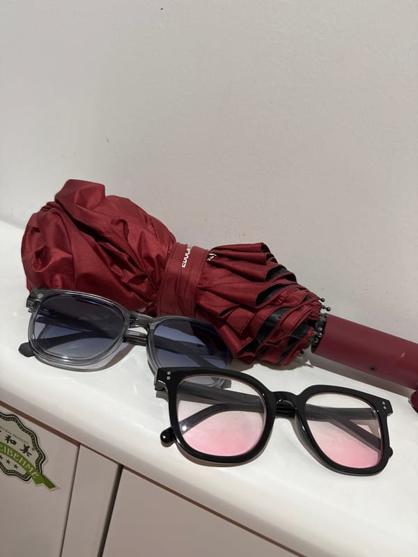 Personal belongings and city views captured in Huizhou apartment