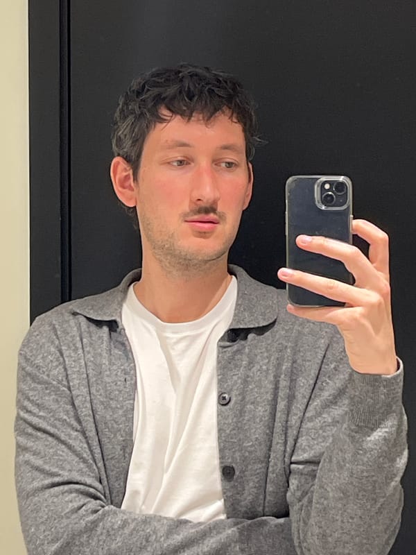 Man takes selfie in London