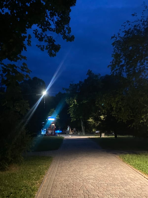 Summer evening stroll through Poltava's parks and streets