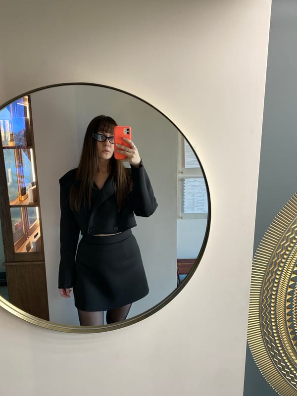 Woman takes mirror selfie in Votkinsk, Russia