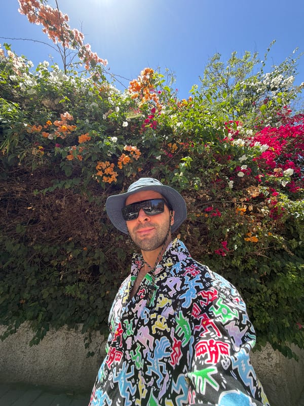 Casual daytime scenes documented across Tel Aviv