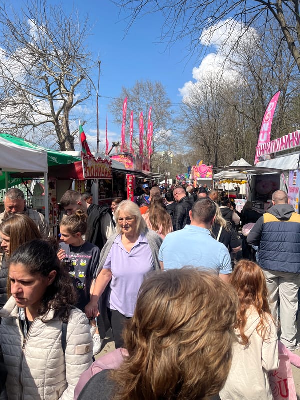 Street fair draws crowds to Provadia, Bulgaria