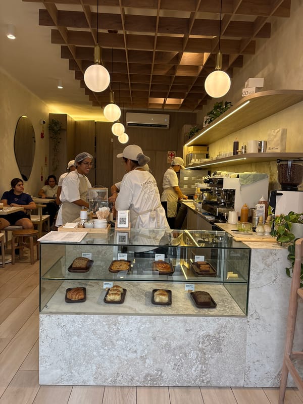 Coffee shop visit in San Isidro featuring specialty drinks