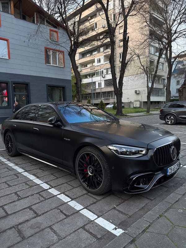 Luxury Cars Spotted in Downtown Plovdiv During Afternoon Hours
