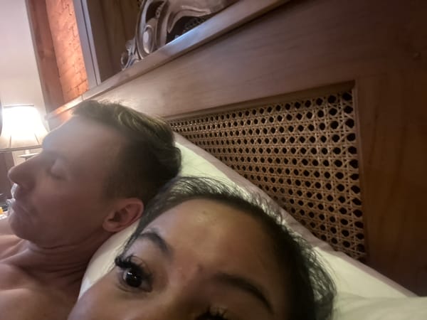 Intimate moments captured between couple in Ubud, Indonesia