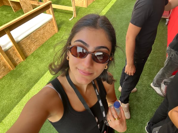Social gathering at outdoor Porto venue