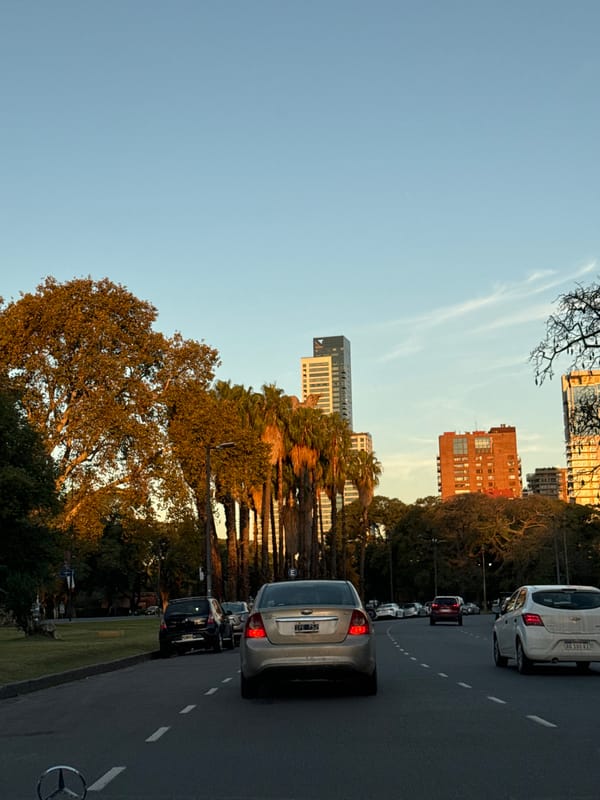 Evening rush hour traffic documented around San Martín Monument, Buenos Aires
