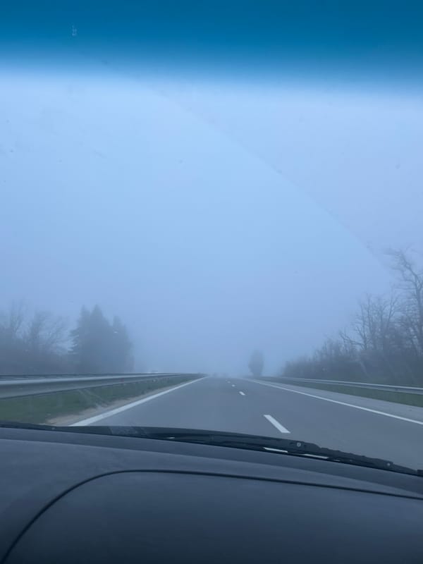 Foggy driving conditions recorded in Zvezditsa, Bulgaria