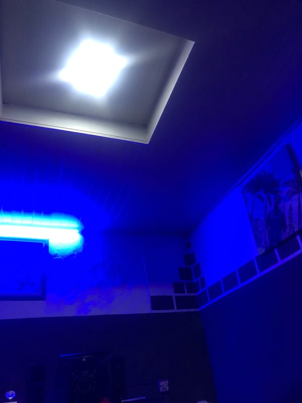 Indoor scene documented under blue-purple lighting over 51 minutes
