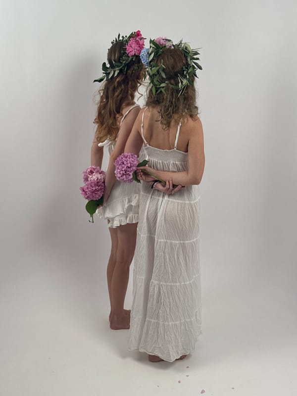 Photo session with floral crowns recorded in Budva studio