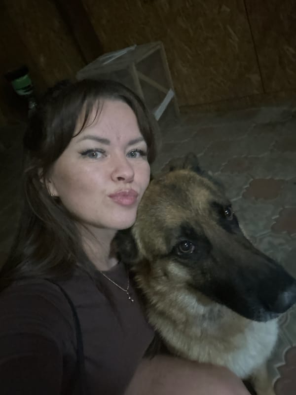 Evening out in Chaikovsky: selfies and a dog at the door