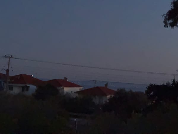 Evening residential scene documented in Γερακινή, Greece