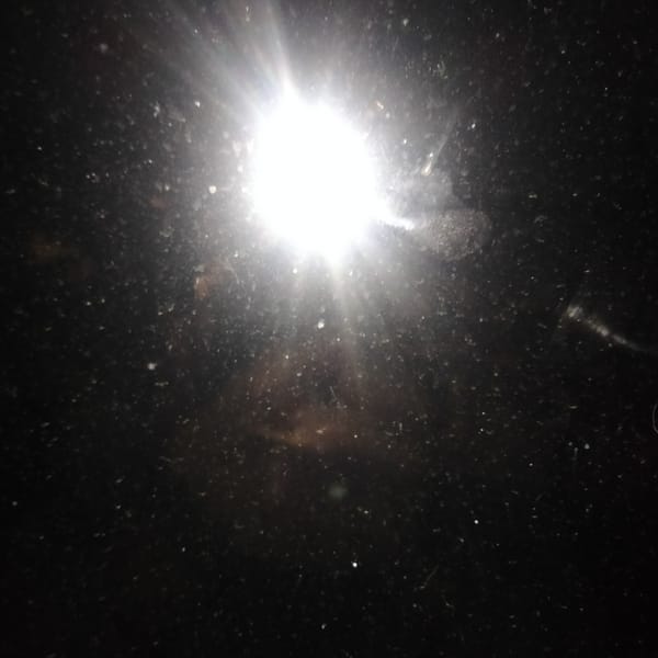 Bright light photographed in dark conditions in Lannoy, France