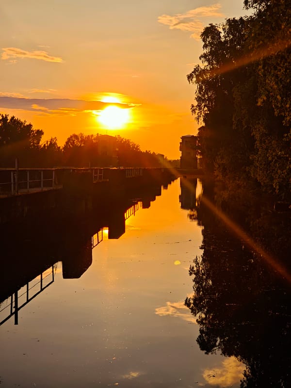 Golden hour moments captured across Russian waterfront communities