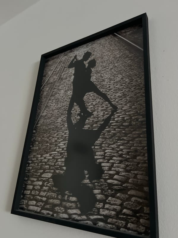 Shadow photograph spotted on Buenos Aires wall