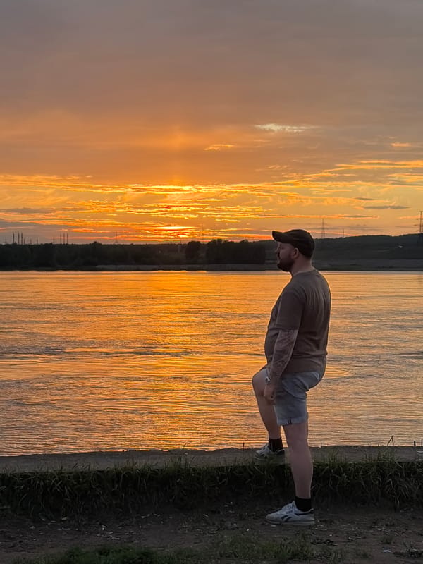 Fishing and fitness on the Kama River at golden hour