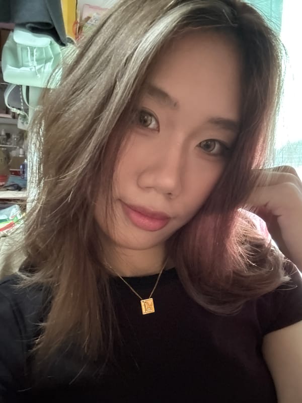 Woman records selfies in Chongqing apartment over 18-minute period