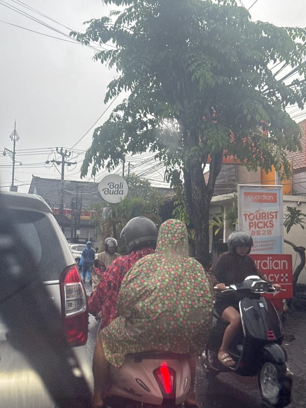Heavy rain soaks North Kuta streets during early morning downpour