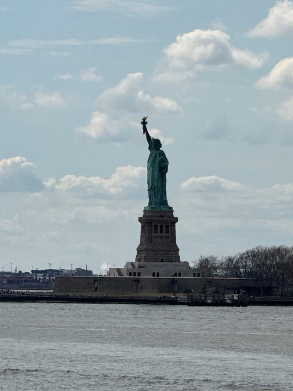 Statue of Liberty photographed from Jersey City distance
