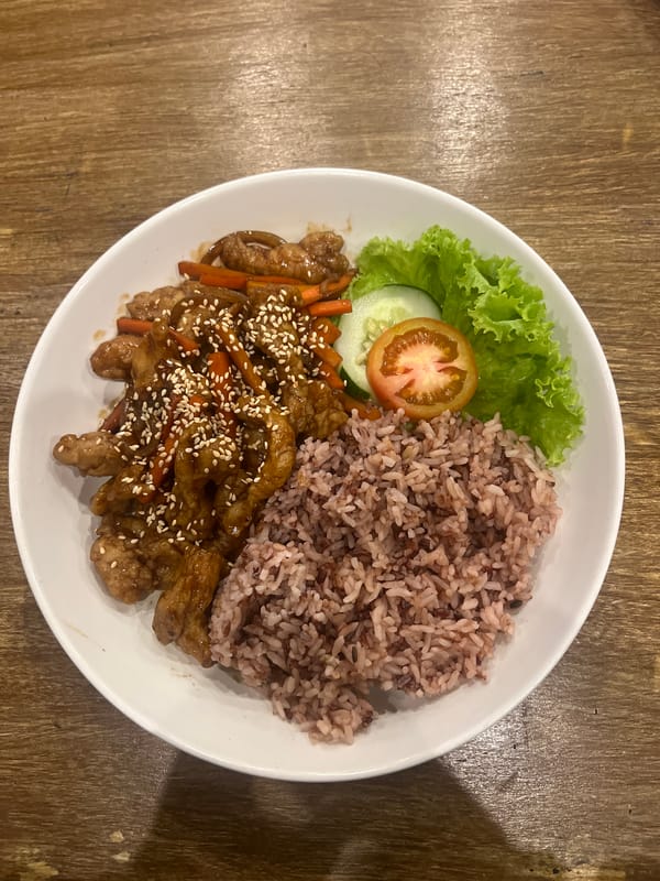 Red rice meal photographed in Tibubeneng, Indonesia