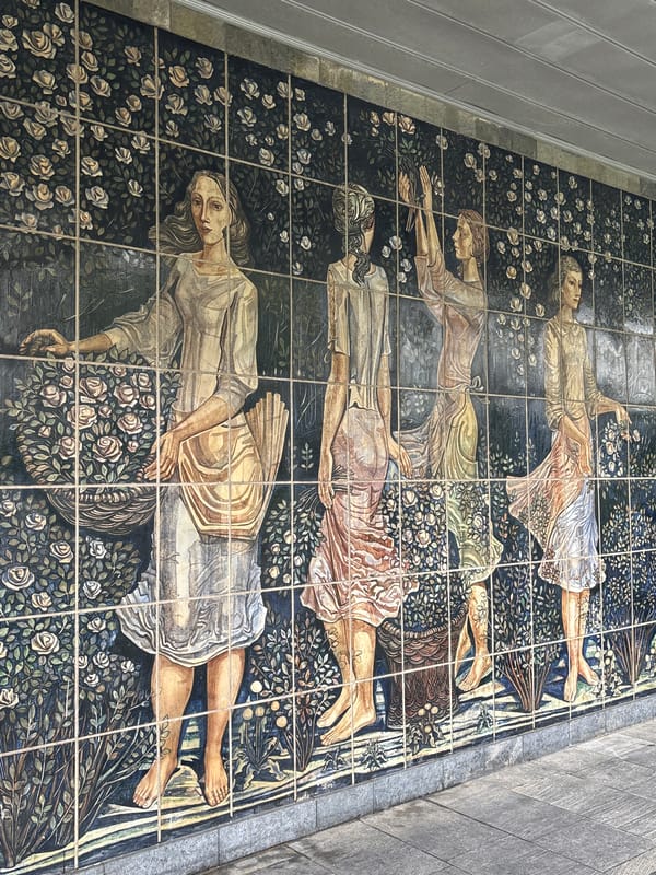 Public art and fountain documented in central Minsk
