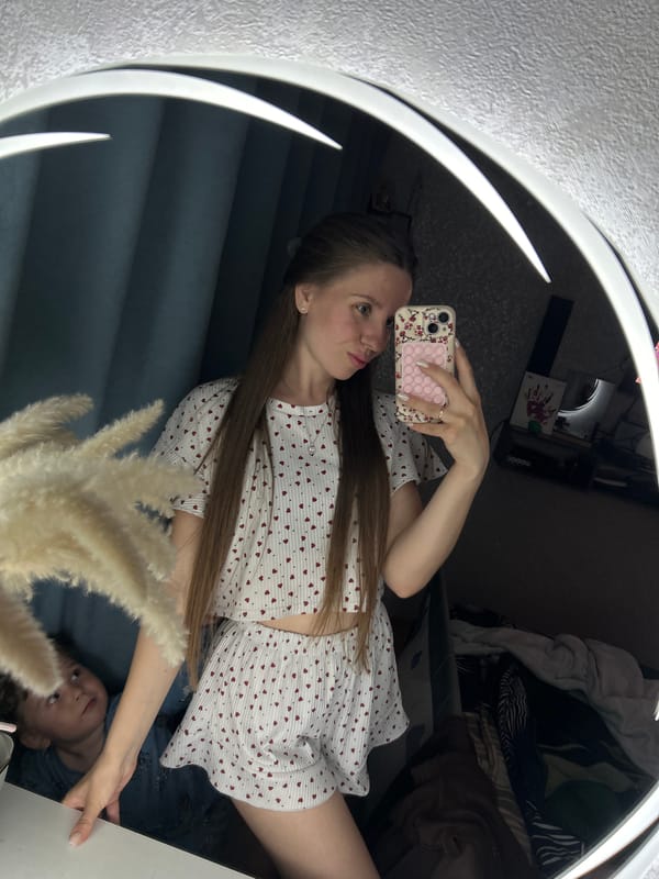 Evening domestic life captured in Klin home