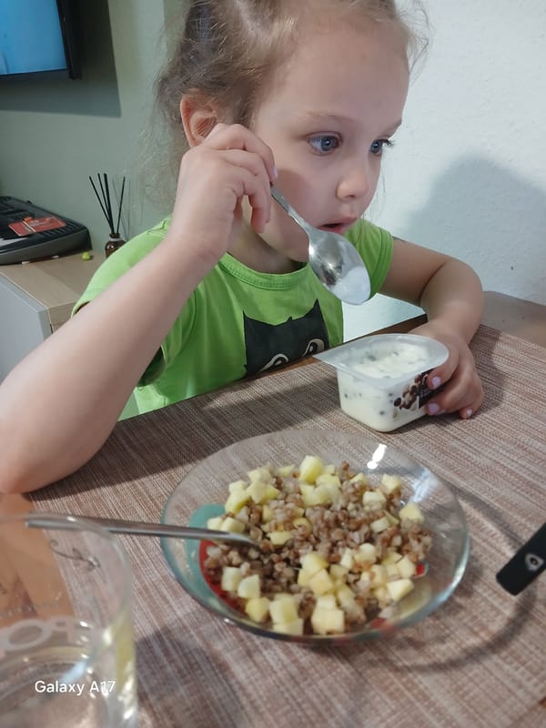 Morning domestic life captured in Yekaterinburg home