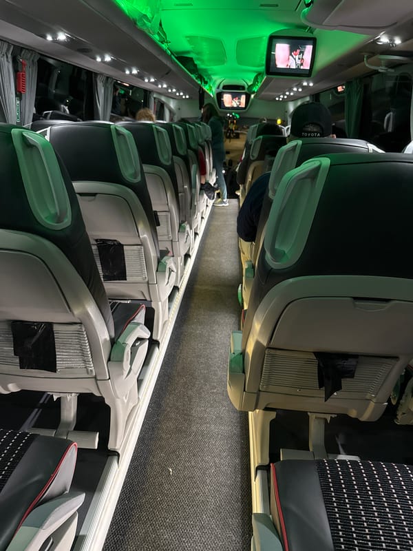 Nighttime transit activity documented in Veliko Tarnovo, Bulgaria