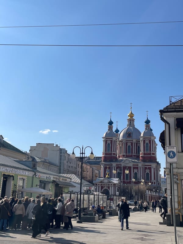 Morning street scenes documented across central Moscow locations
