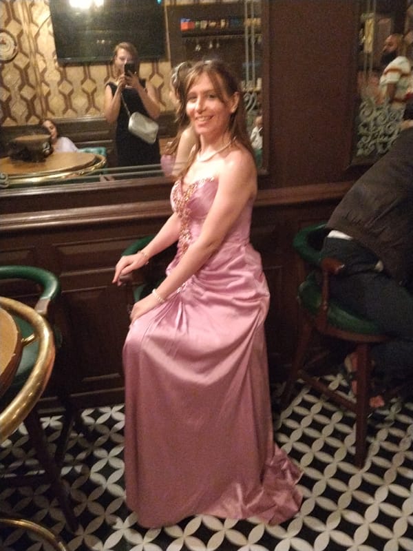 Woman in pink gown photographed at Chennai bar