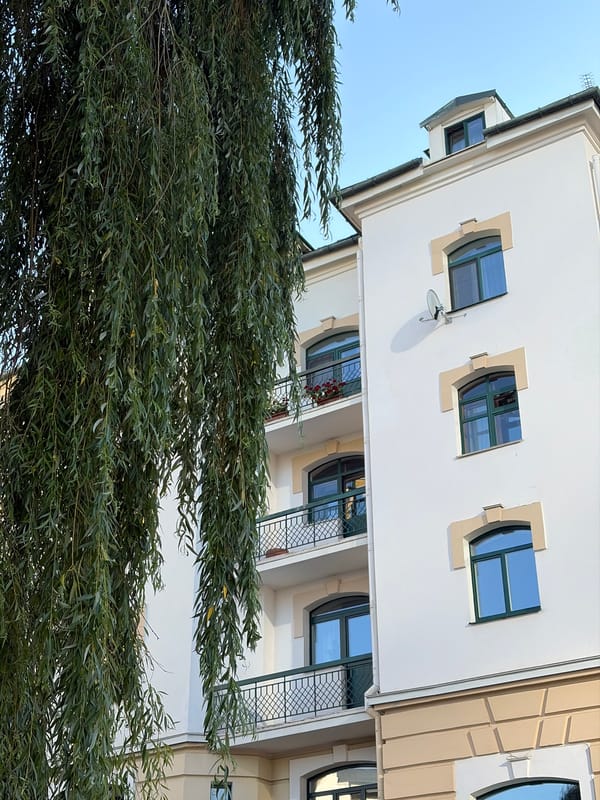 Street-level architecture tour through central Minsk, July 2026