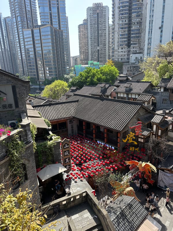 Morning tourist scenes captured across Chongqing's historic Yuzhong District