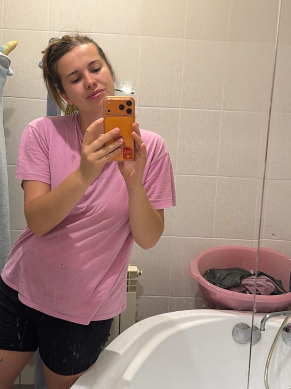 Family gathering documented in casual photos in Sochi home