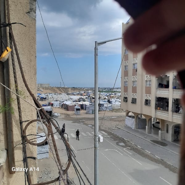 Witness documents urban destruction, displacement camps in Khan Yunis