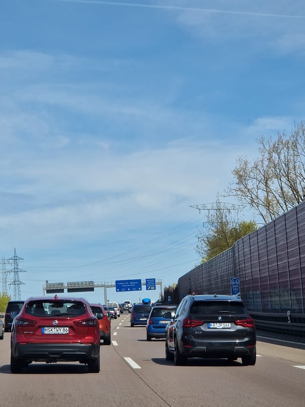 Traffic jam reported on autobahn near Karlsruhe