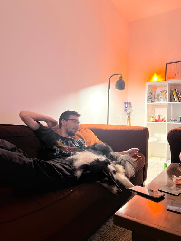 Quiet evening moments captured in Ramat Gan homes