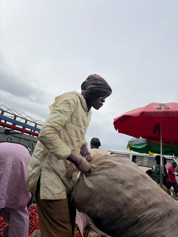 Morning market activity in Gura Top, Nigeria