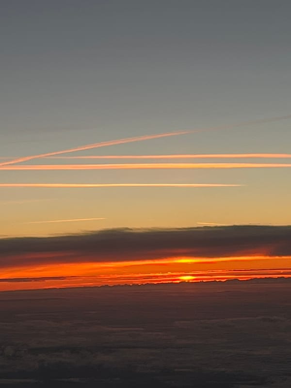 Sunset with contrails observed over Lubbeek, Belgium