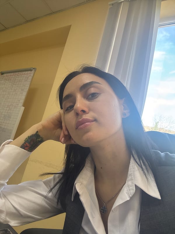 Woman documents personal moment with selfies in Tbilisi