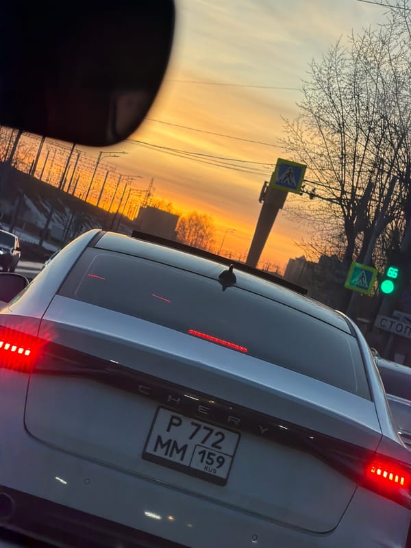 Traffic jam documented by drivers in Perm, Russia