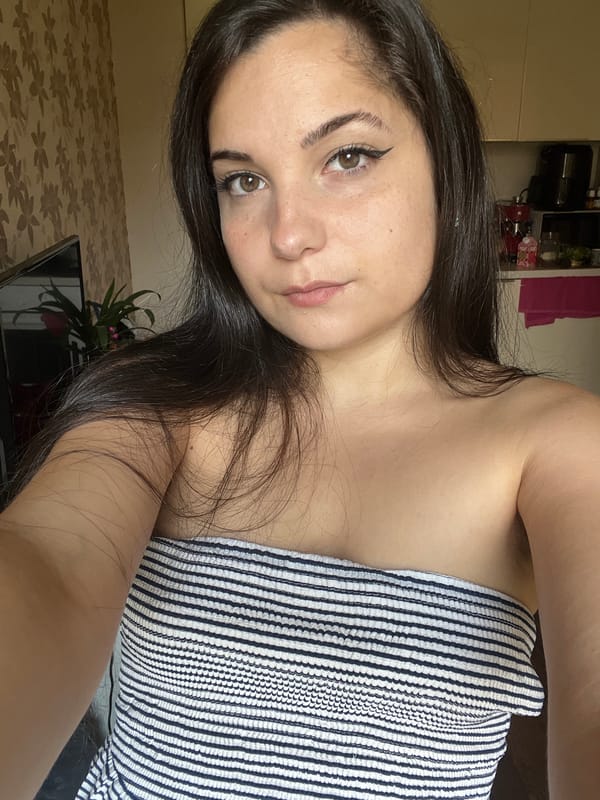 Selfies and multilingual text posts from Sofia one morning