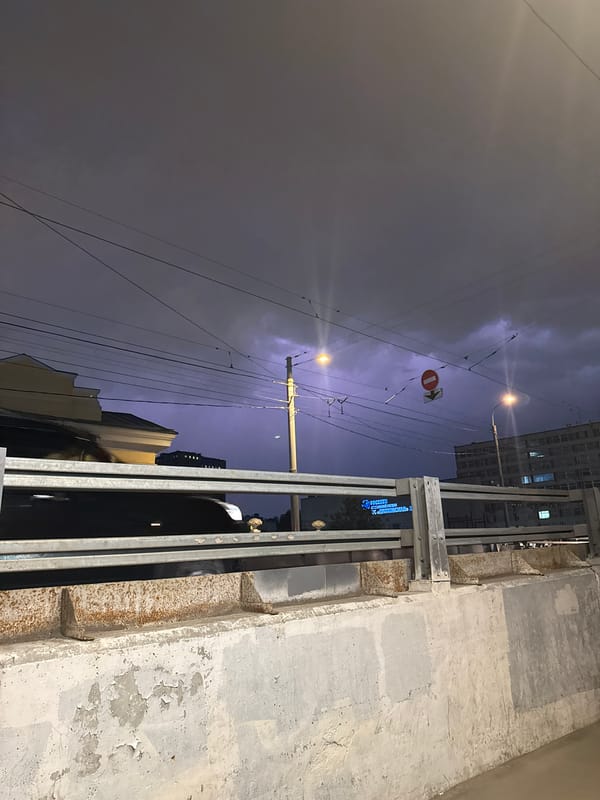 Cloudy night documented in Moscow street scenes