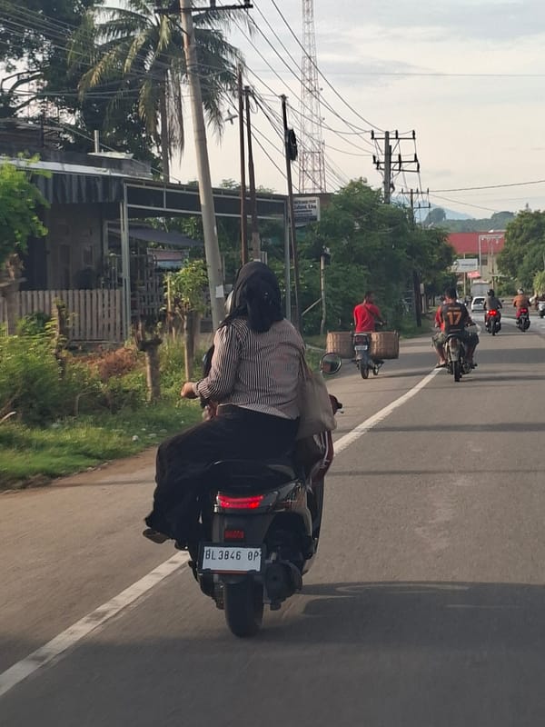 Scooter ride through Meunasahpulo streets